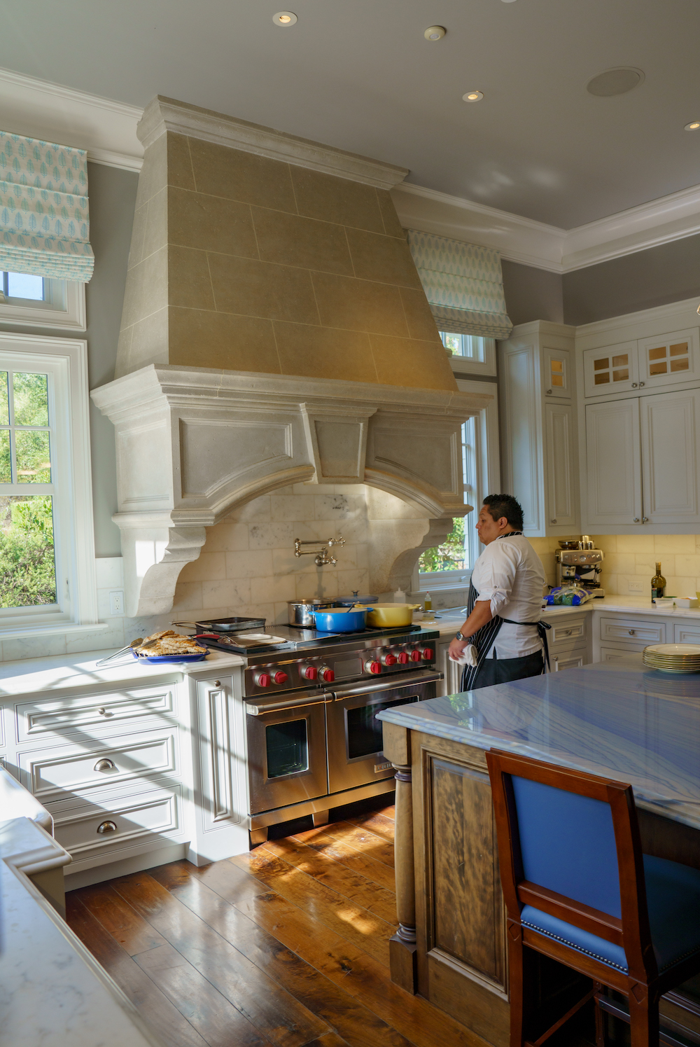 26074 Mulberry Ln, Los Altos Hills, CA by Nicholas French, a video by Mike Buffo of House of 8 Media beautiful kitchen